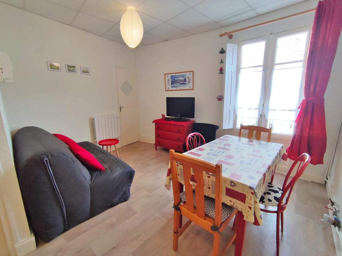 Les 3 Renards, T2 Bis, Parking, Centre Luchon, Casier A Skis, 4 Personnes Bagnères-de-Luchon 外观 照片